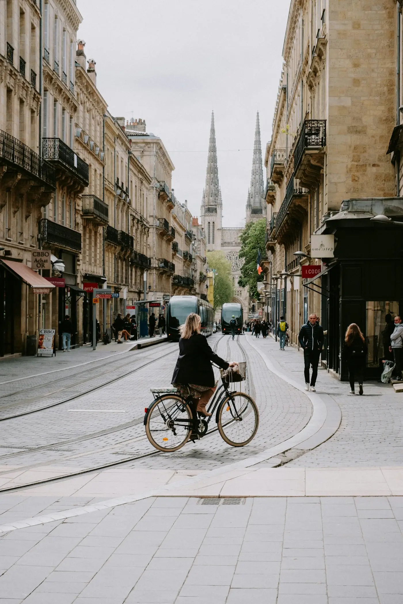 Les façades et les quais de Bordeaux